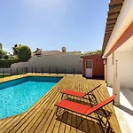 Whome Poolside Paradise, Your Dream Retreat In Cascais With S-Pool, Gym And Parking